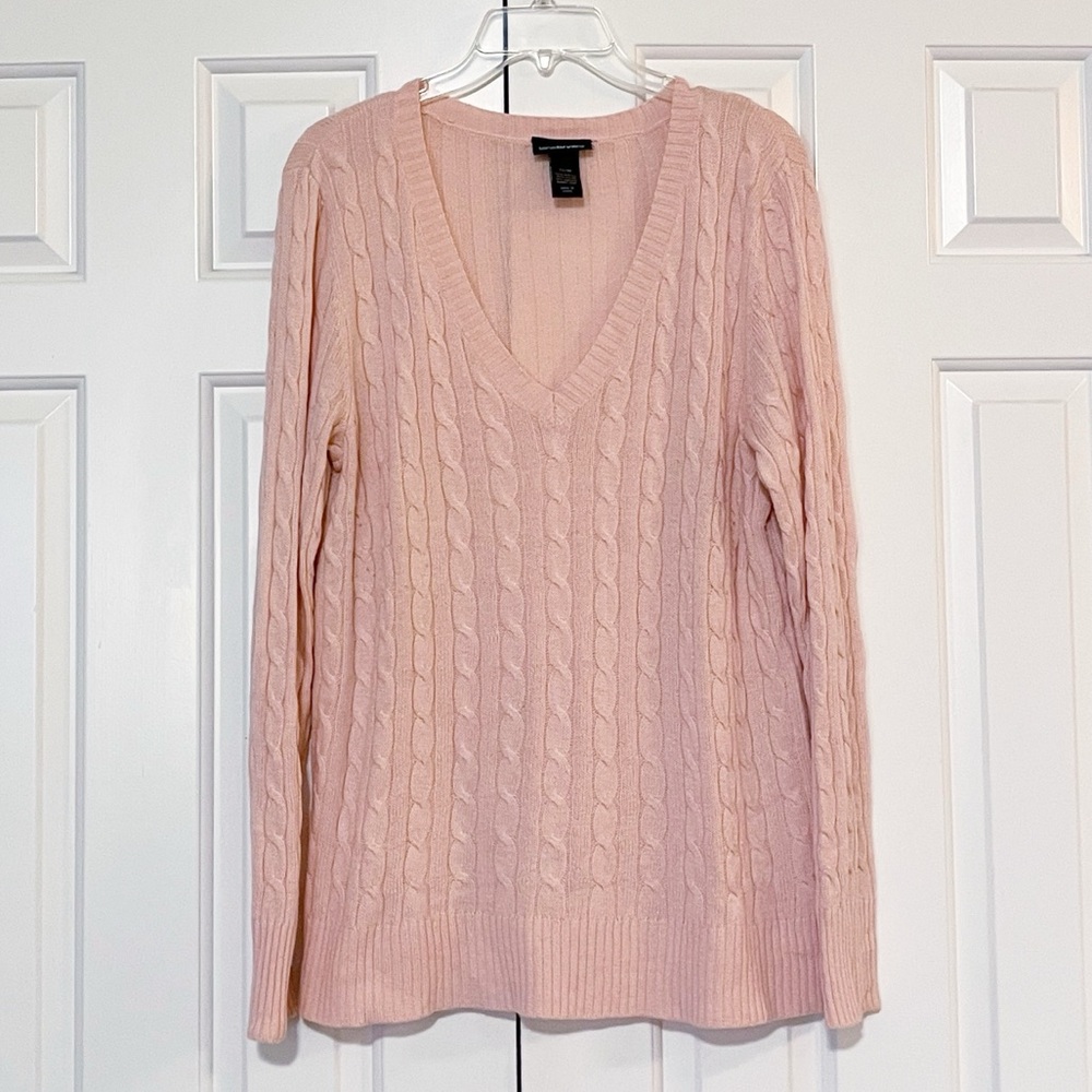 Lane Bryant Pale Pink Angora BlendCable Knit V-Neck Pullover Sweater. Size 14/16